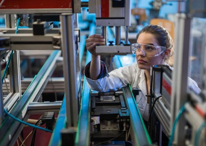 Leading Technology Trends in Manufacturing to Observe